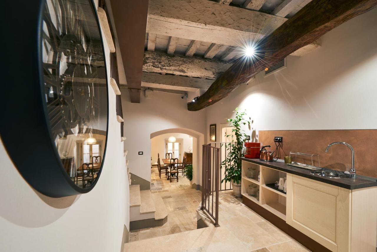 Palazzo Pio III - Residenza D'Epoca Bed & Breakfast Sarteano Exterior foto