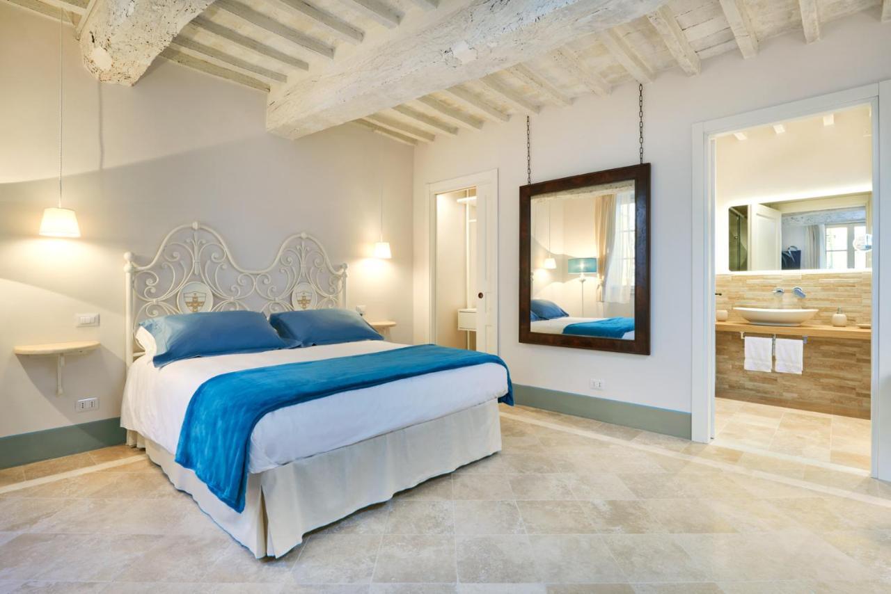 Palazzo Pio III - Residenza D'Epoca Bed & Breakfast Sarteano Exterior foto