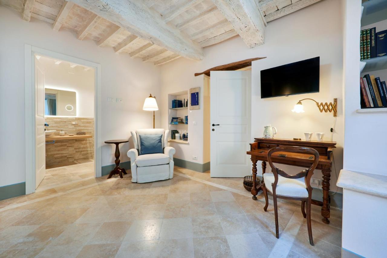 Palazzo Pio III - Residenza D'Epoca Bed & Breakfast Sarteano Exterior foto