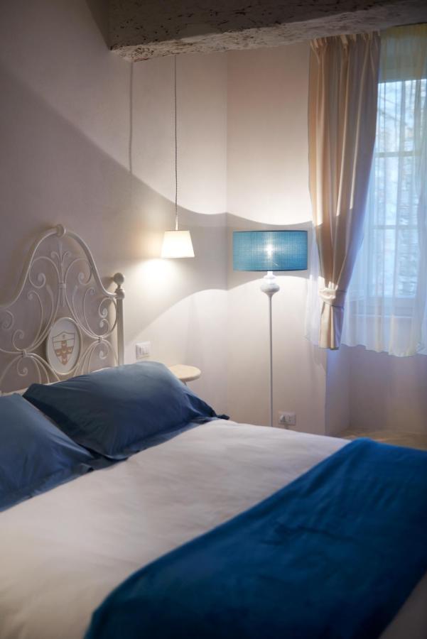 Palazzo Pio III - Residenza D'Epoca Bed & Breakfast Sarteano Exterior foto